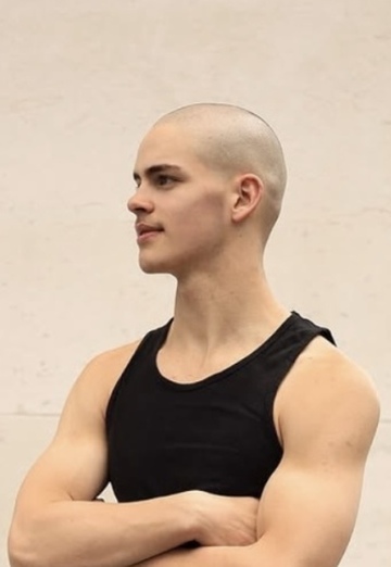 Alex (@alex142250) — my photo № 3