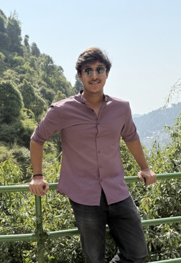 Abhinav (@abhinav94) — my photo № 2