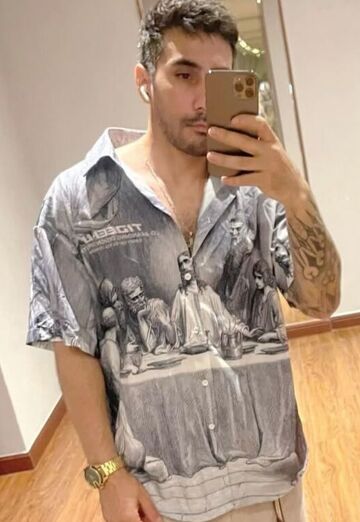 Navid (@navid127) — my photo № 3