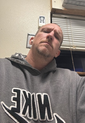 Jeremy V. (@jeremyv0) — my photo № 2