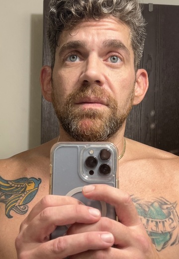 John (@john10261) — my photo № 1