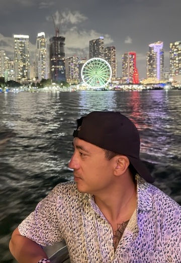 Lawrence (@lawrence437) — my photo № 1