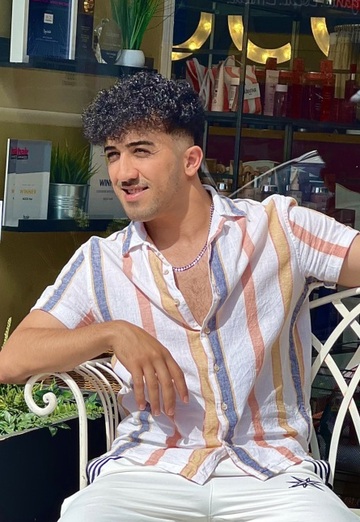 My photo - Keyvan, 26 from Bristol (@keyvan7)