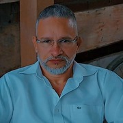 Alexandre Leal 50 Vitória