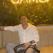 Gilbert Alvarez j 31 Abu Dhabi